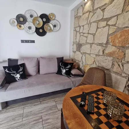 Krysztalowy Z Pieknym Ogrodem W Centrum Uzdrowiska * Polanica-Zdrój