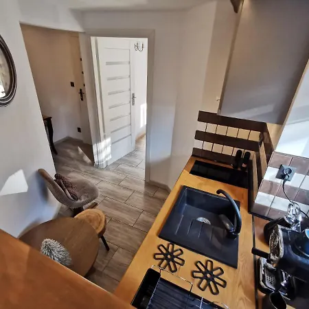 Krysztalowy Z Pieknym Ogrodem W Centrum Uzdrowiska Apartment *