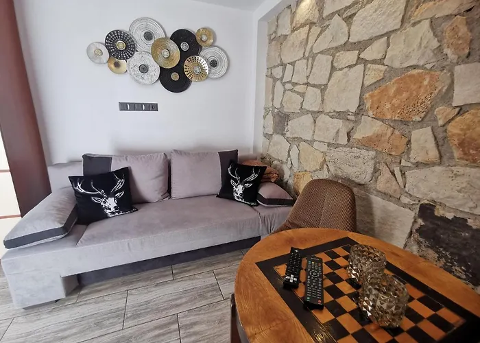 Krysztalowy Z Pieknym Ogrodem W Centrum Uzdrowiska * Polanica-Zdrój